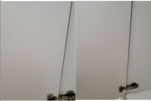 Białe drzwiczki szafki przed i po czyszczeniu, widoczne zabrudzenia i plamy na powierzchni przed czyszczeniem, a po prawej stronie czyste drzwiczki z metalowymi zawiasami.