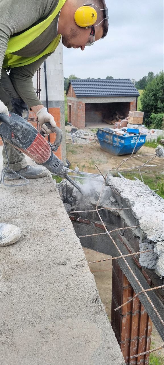 Kucie betonu wzbrojonego