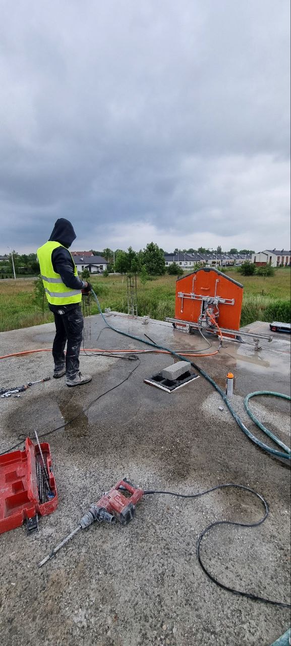 Cięcie stropów, scian, betonu wzbrojomego, techiką diamentową