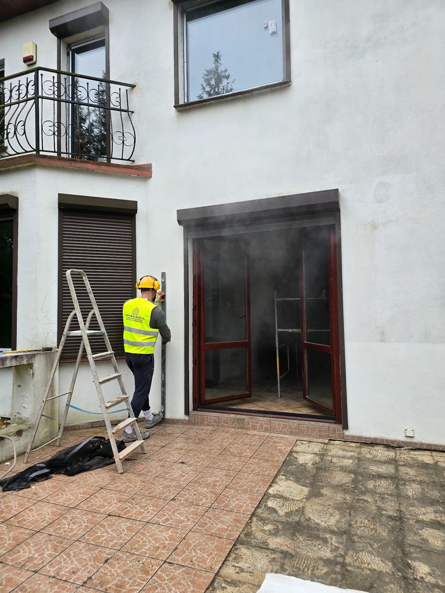 Poszerzenie otworu w ścianie nośnej