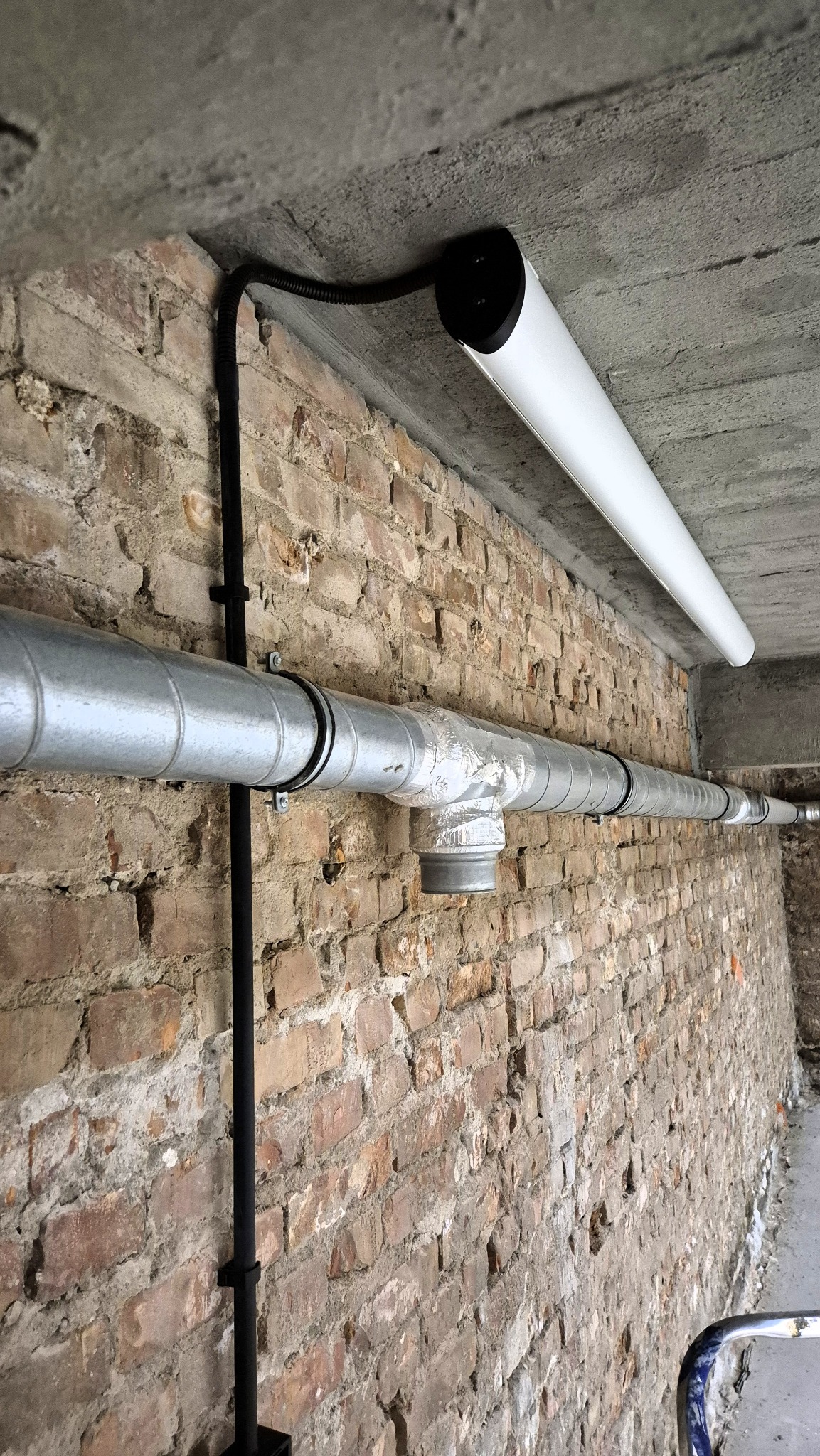 Inwestycja 01 - Instalacja multimedialna / lan / elektryczna / nagłośnieniowa.