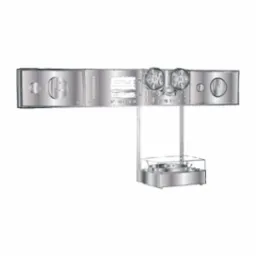 Srebrny, futurystyczny system audio z gramofonem i magnetofonem szpulowym, stylizowany na lata 60.