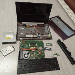 Czyszczenie i konserwacja laptopa ( przed )
