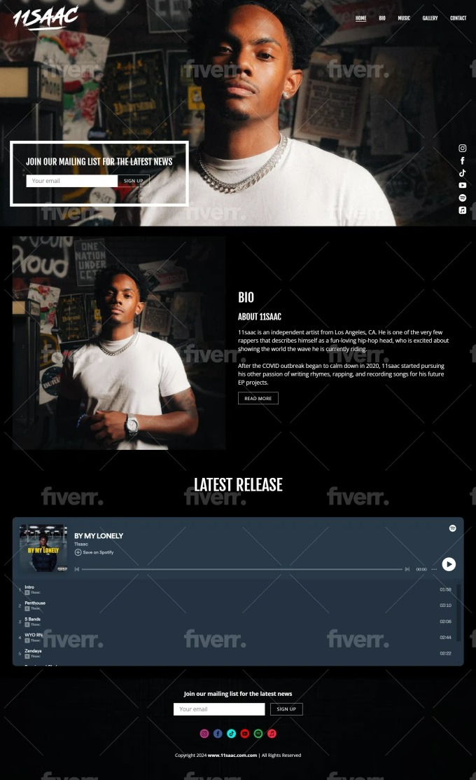 Strona internetowa artysty muzycznego 11SAAC, z wyraźnym nagłówkiem zawierającym logo, menu nawigacyjne, sekcję zapisu do newslettera, bio artysty, najnowsze wydawnictwo z odtwarzaczem audio...