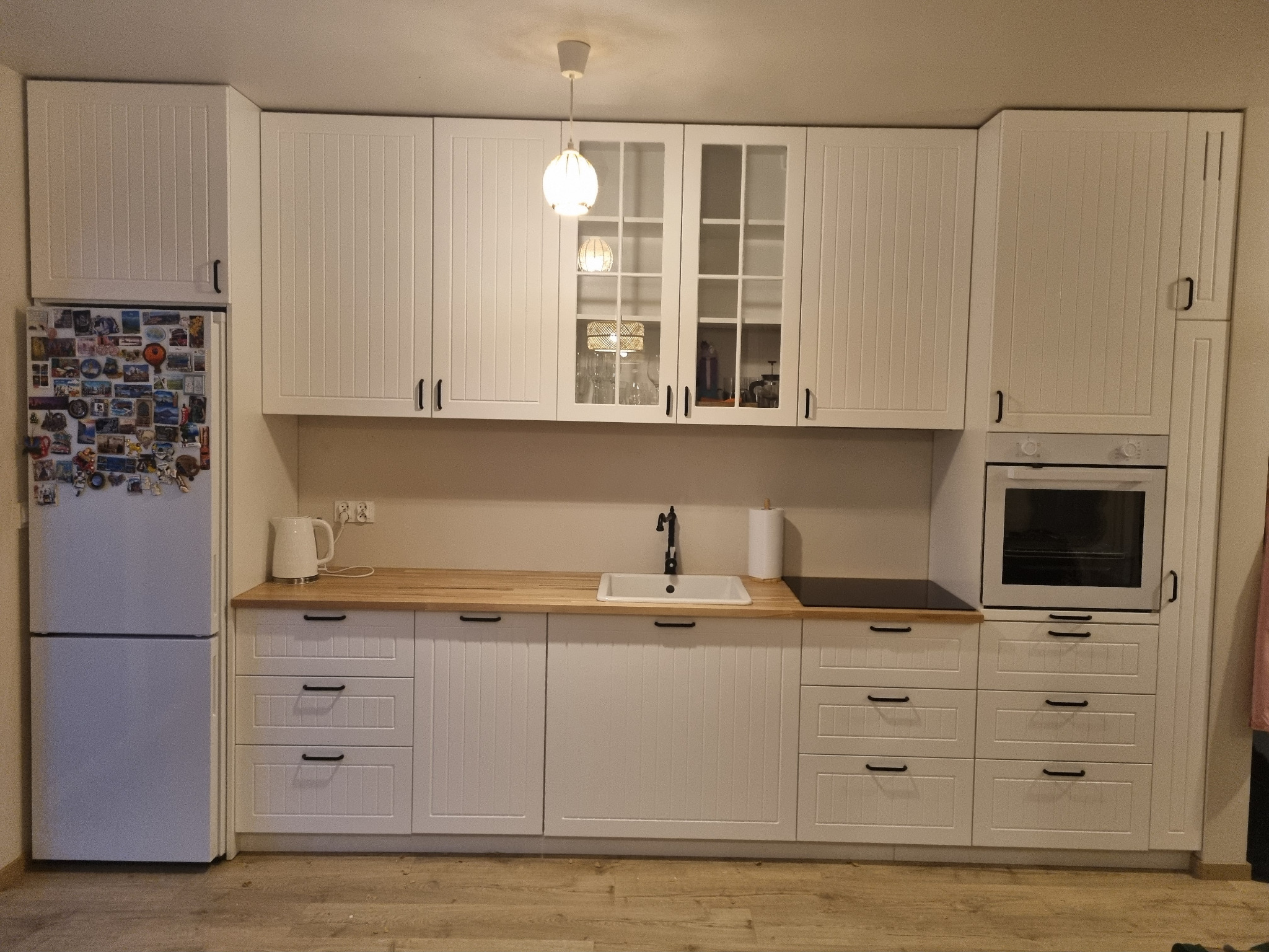 Kuchnia na wymiar, fronty lakierowane.