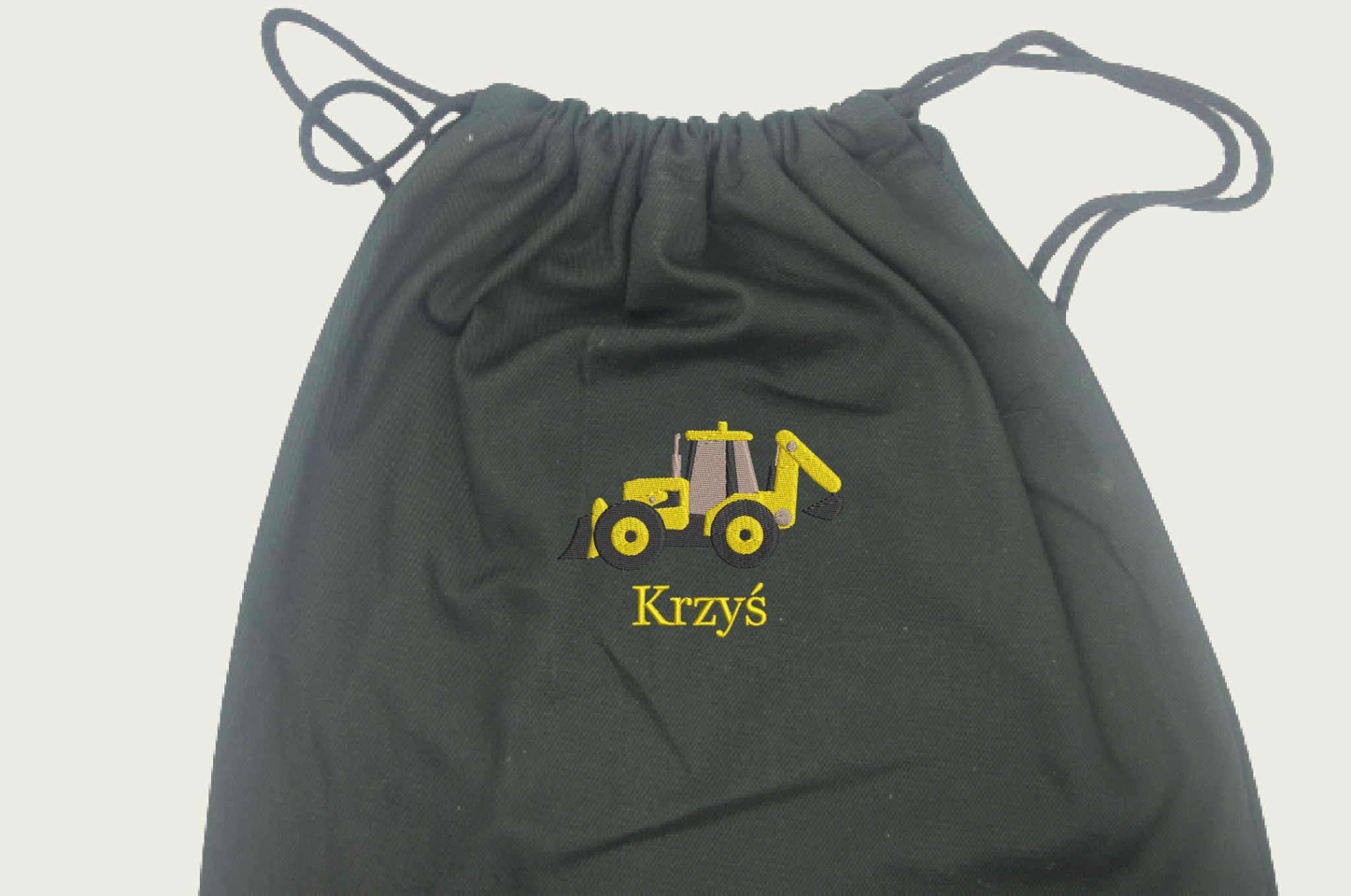 Workoplecak z personalizowanym haftem