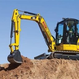 SINMAG Sp. z o.o. Sp. k. - Koparka gąsienicowa CAT 305E