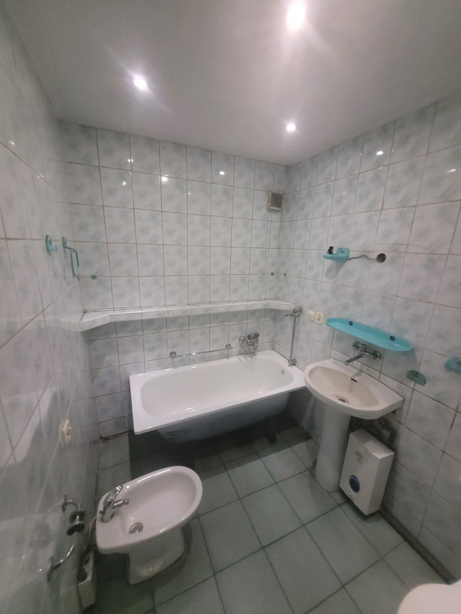 Łazienka przed.... (2/2)