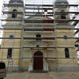 BELLAVIVRE - IZOPOL montaż rusztowań w Kiernozi