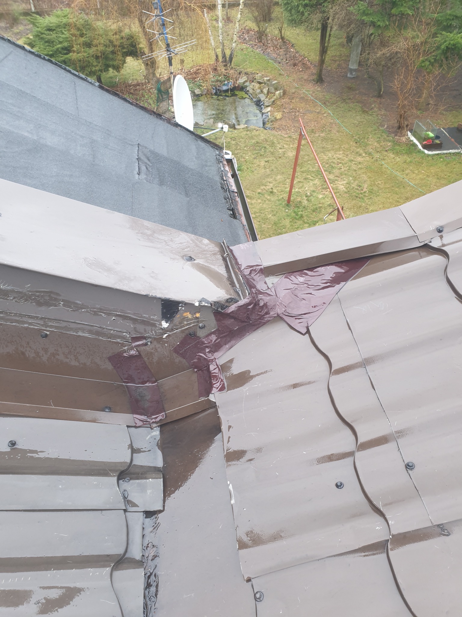 Dach przed naszą realizacją u Pani Jadwigi.