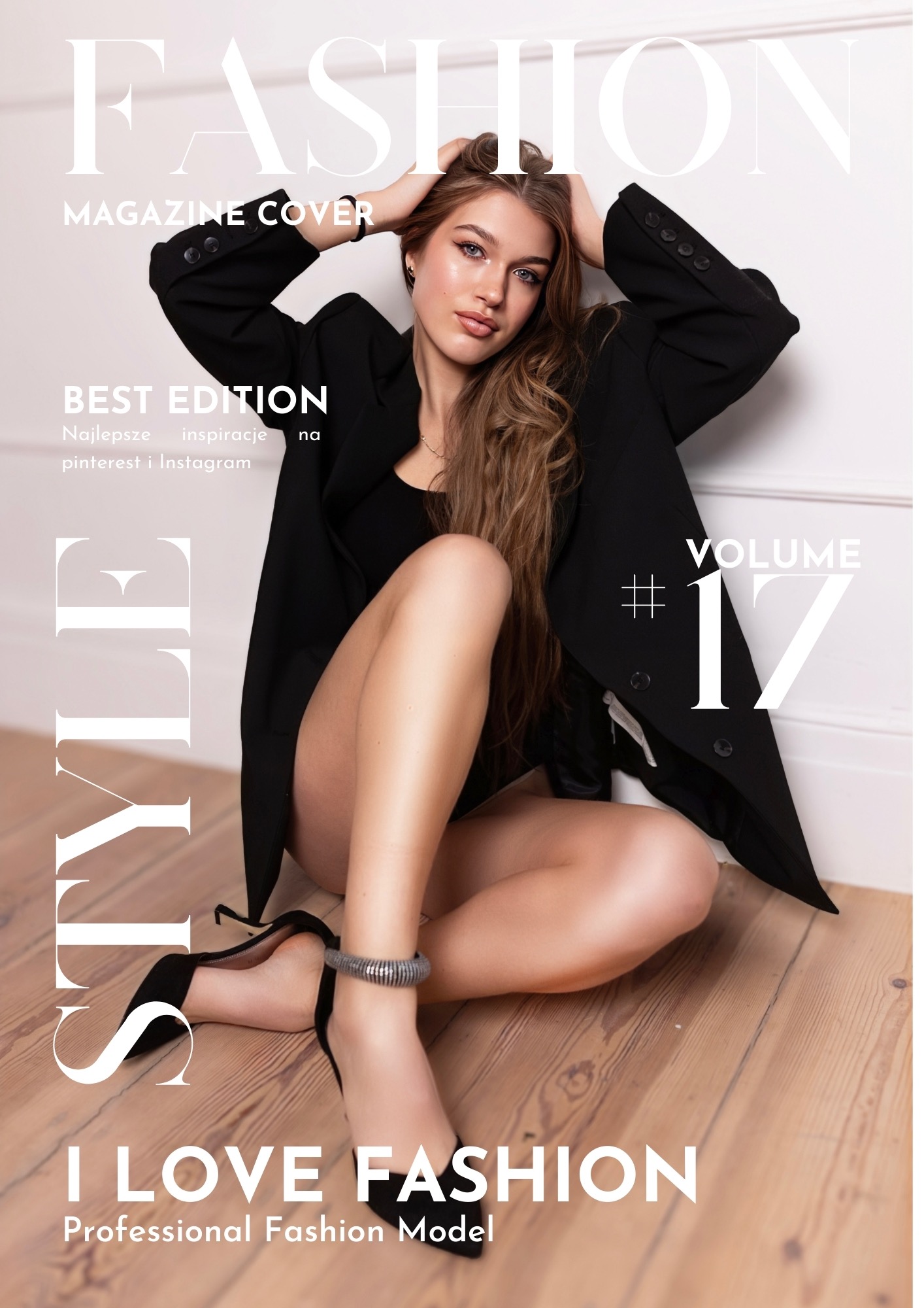 Okładka magazynu modowego: młoda kobieta w czarnym oversize'owym żakiecie, siedząca na podłodze, z rękami uniesionymi nad głową, prezentująca makijaż z wyraźnie podkreślonymi oczami i pełnymi ustami.