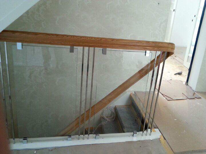 Wypełnienie szklane - balustrada.