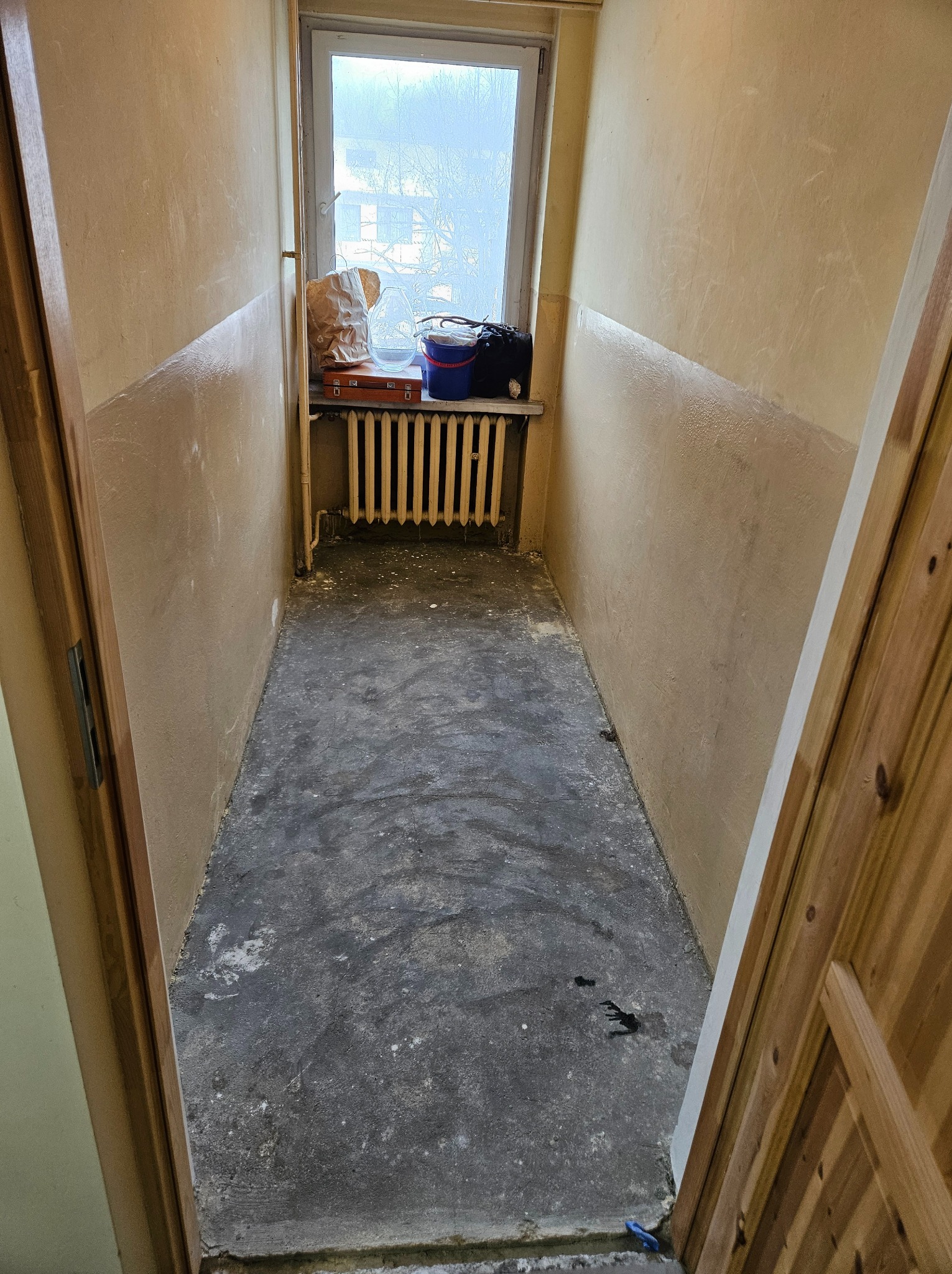 Na zlecenie wspólnoty mieszkaniowej odświeżenie pomieszczenia suszarni.