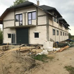 Ośrodek w Żabinie- okna PCV i rolety zewnętrzne