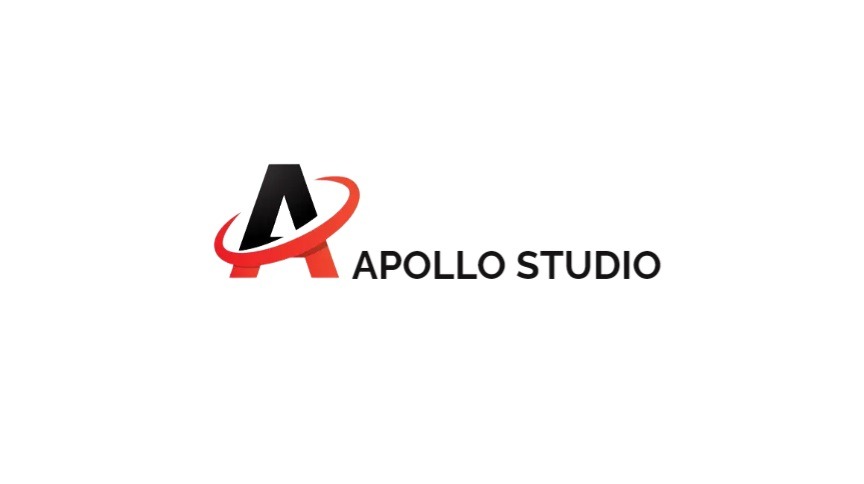 Logo firmy Apollo Studio: czarna litera A z czerwoną orbitą, nazwa firmy w kolorze czarnym, na białym tle.