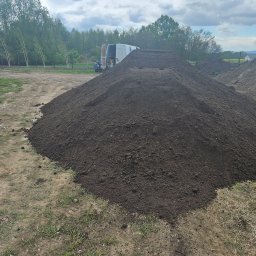 Patryk Janicki Usługi Budowlane - Ziemia ogrodowa dostarczona do klienta 25 ton.