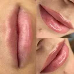 Zbliżenie ust przed i po zabiegu pigmentacji, widoczne różnice w konturze i kolorze, z efektem błyszczącego wykończenia.