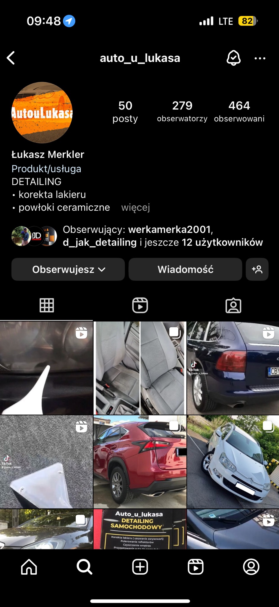 Zdjęcie z profilu firmy detailingowej prezentujące wnętrze samochodu po czyszczeniu, widoczne odświeżone fotele w jasnej kolorystyce.