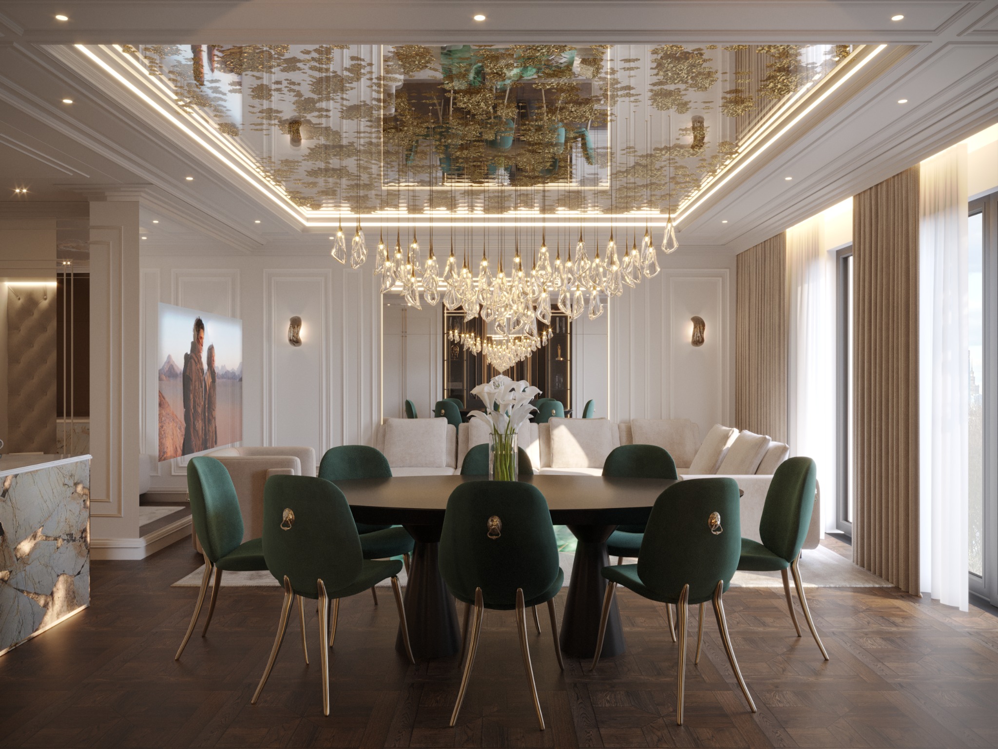 Eleganckie wnętrze jadalni z okrągłym stołem otoczonym zielonymi krzesłami z złotymi nogami, nad którym wisi kryształowy żyrandol, a sufit zdobi dekoracyjna, złota powłoka.