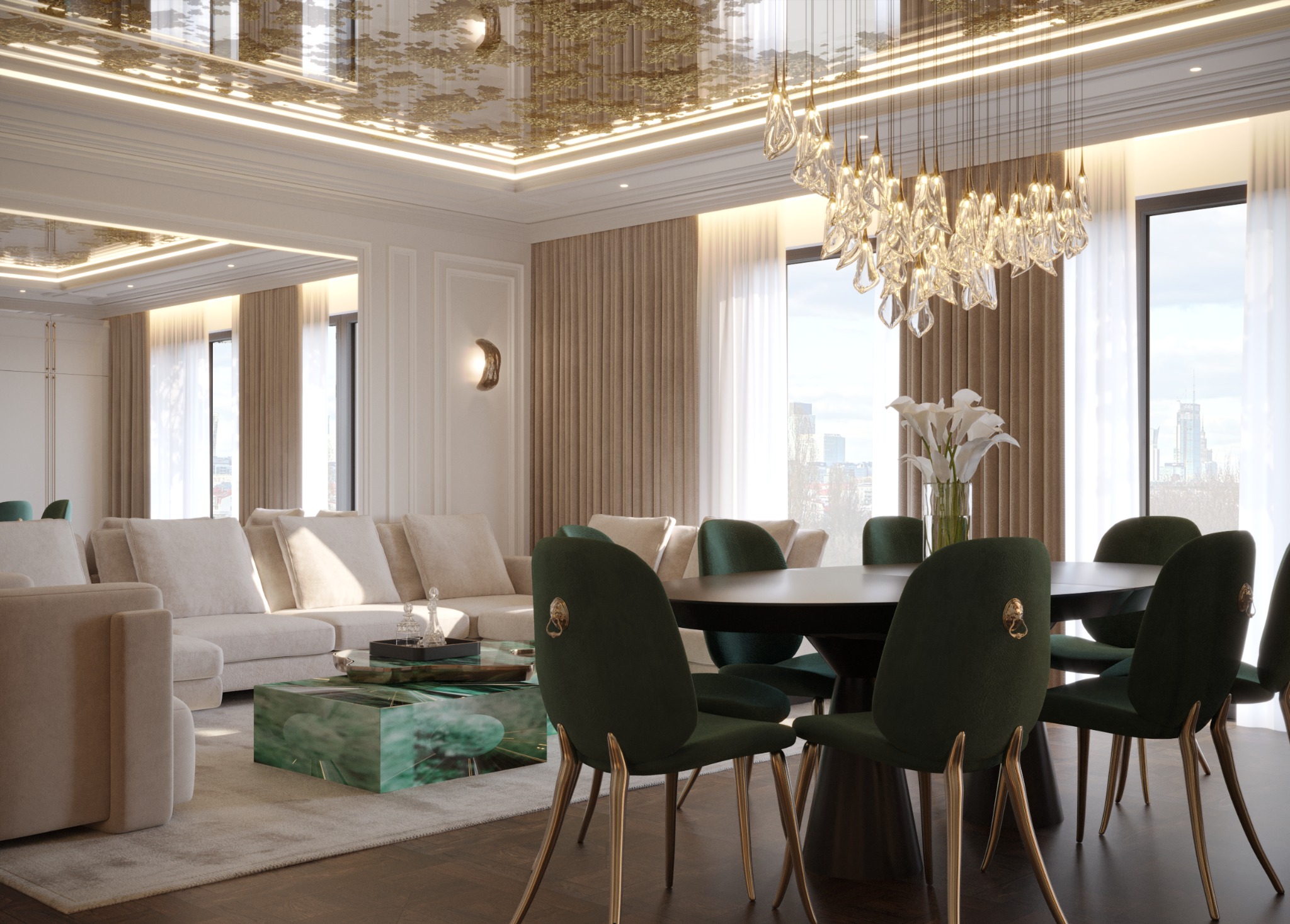 Eleganckie wnętrze z sufitem lustrzanym i oświetleniem LED, kryształowy żyrandol nad okrągłym stołem z ciemnozielonymi krzesłami na złotych nogach, beżowa sofa w tle, widok na miasto za oknem.