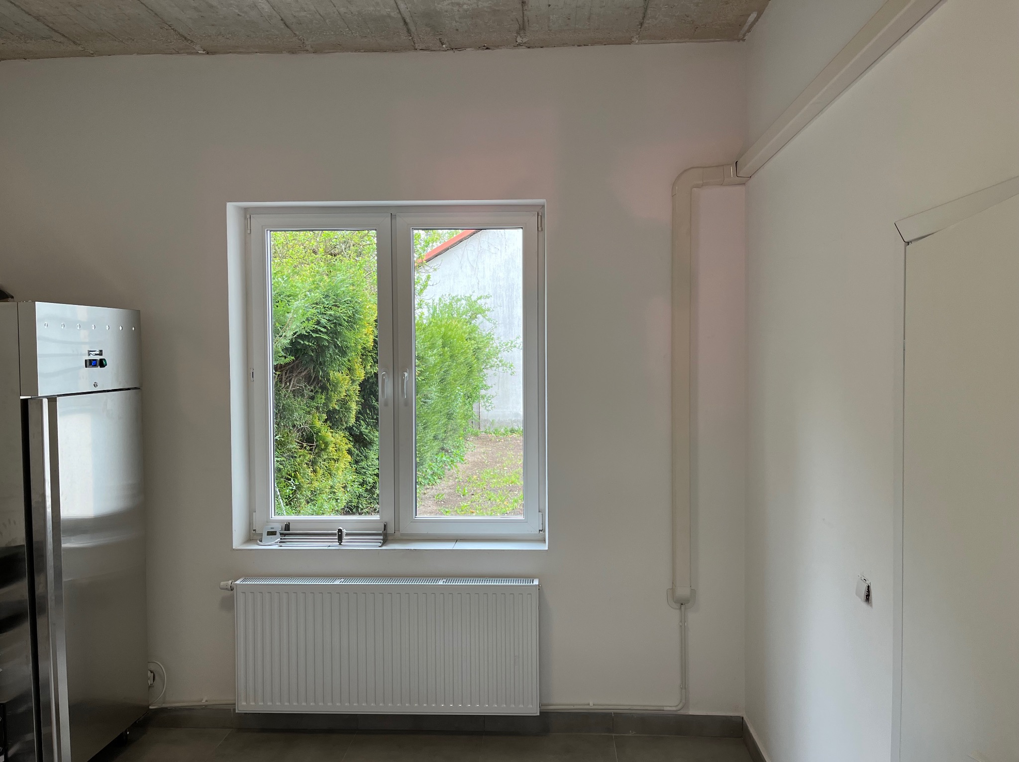 Instalacja poprowadzona w korytku