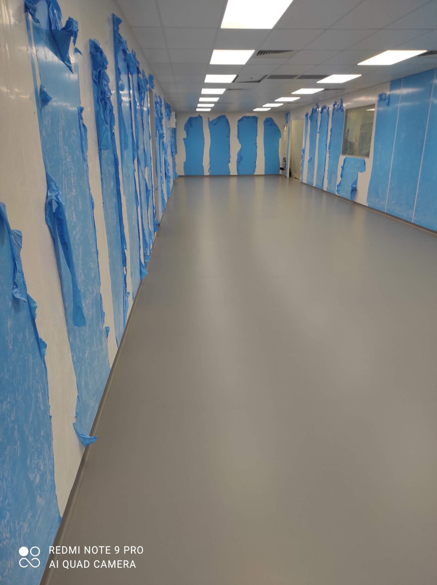 Poliureran wylewany zamknięty matem