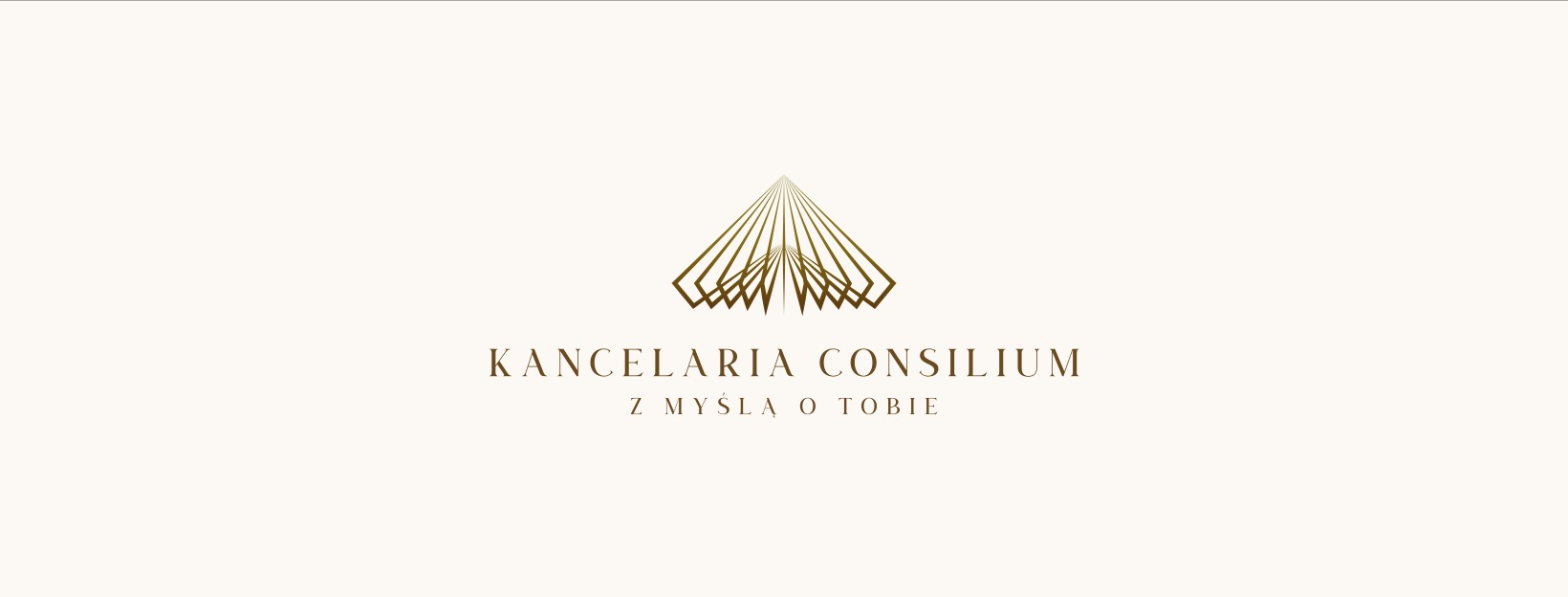 Minimalistyczne logo kancelarii 'Kancelaria Consilium' z geometrycznym symbolem przypominającym piramidę z linii w kolorze złota, umieszczone na jasnokremowym tle z napisem 'Z myślą o Tobie'.