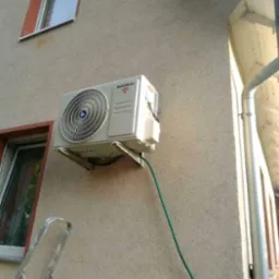 Montujemy klimatyzację typu Split.