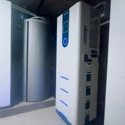 Sprawdzony magazyn energii to podstawa zarządzania energią elektryczną w naszym domu do tego taryfy dynamiczne i można próbować walczyć z wysokimi cenami za energię elektryczną