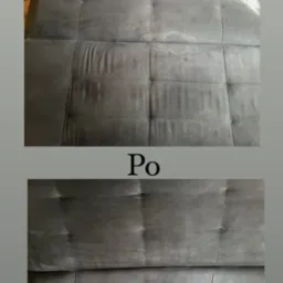 Porównanie stanu sofy z szarej tkaniny przed i po czyszczeniu, widoczne plamy i zabrudzenia usunięte, poprawa wyglądu.