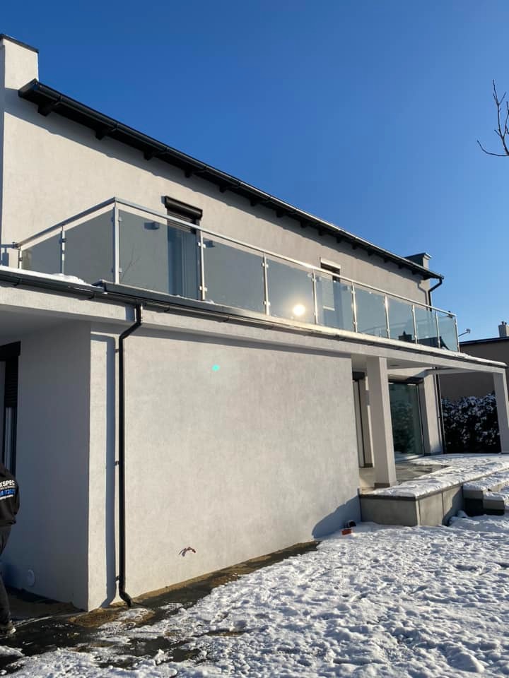 balustrada szklana jasny grafit,konstrukcja stal nierdzewna 40 mm x 40 mm