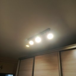 Montaż oświetlenia 