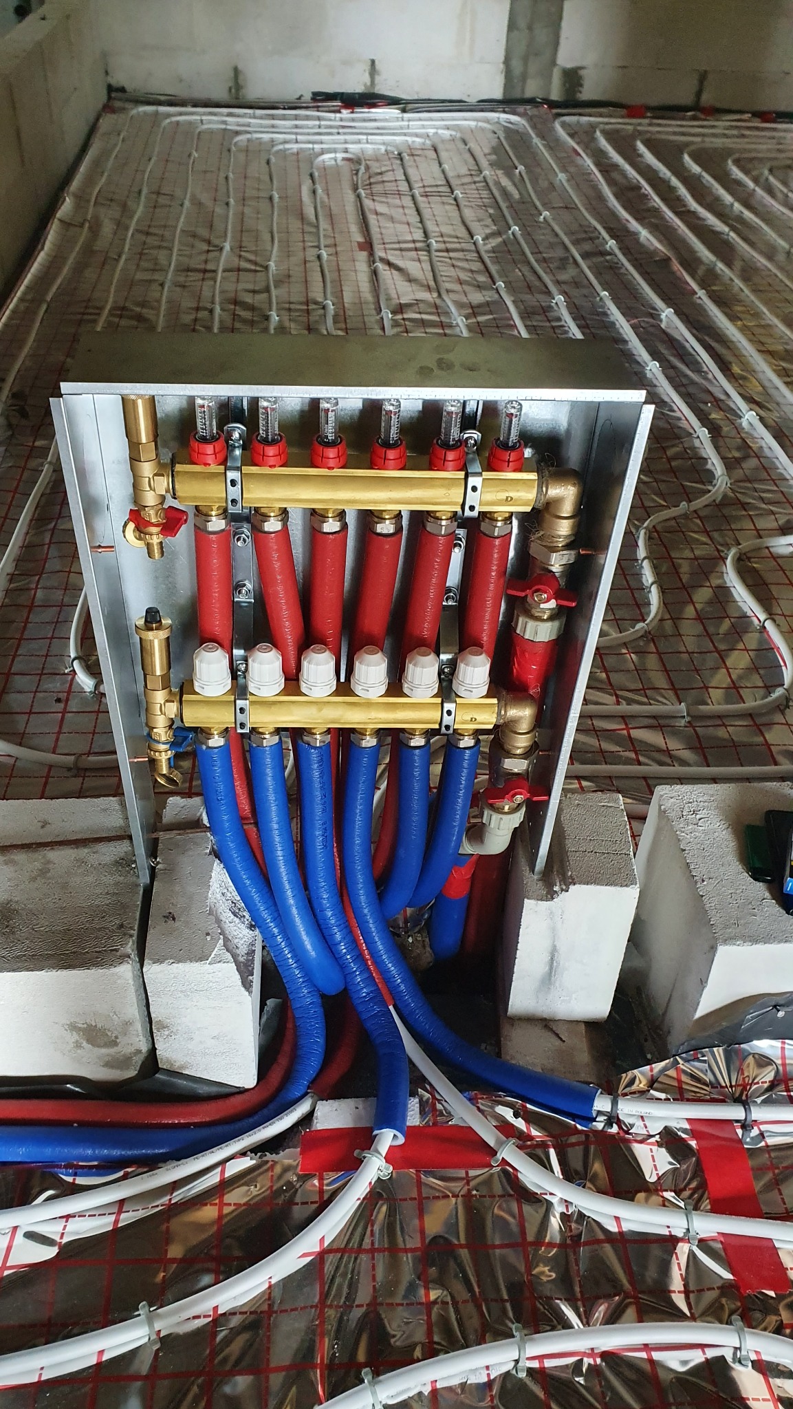 rozdzielnia ogrzewania centralnego