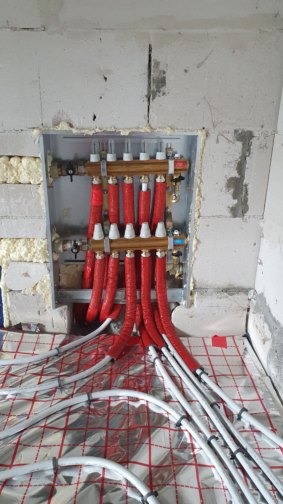 rozdzielnia ogrzewania podlogowego