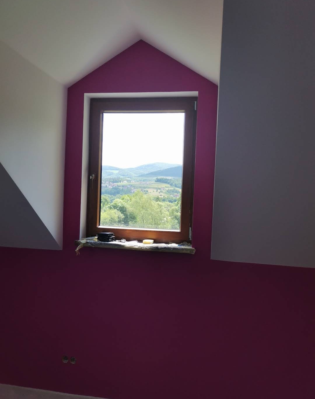 Adaptacja poddasza+ gładzie+malowanie