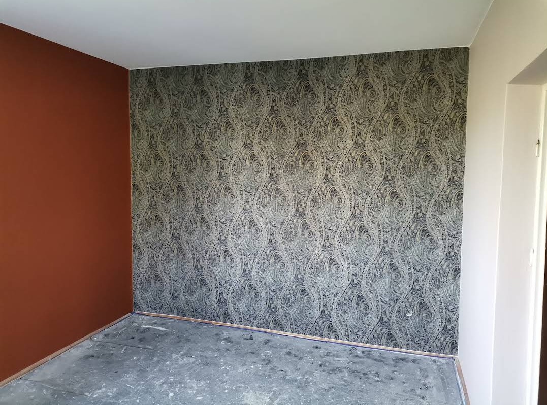 Gładzie + malowanie+położenie tapety