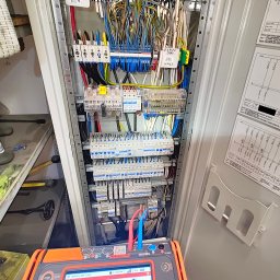 VOLTVIBE ELEKTRYK - Pomiary elektryczne w zakładzie
