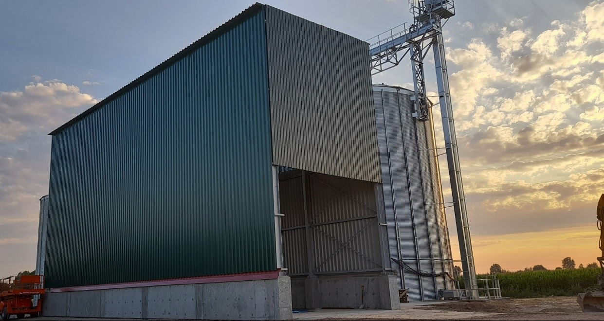 Hala przyjęciowa obiektu we Wlonicach