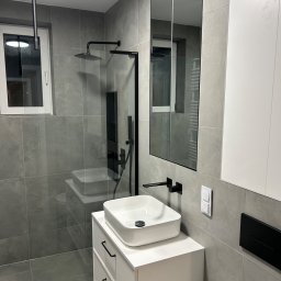 BE THE ONE Wojciech Misiura - Doskonała Wymiana Drzwi Zewnętrznych Wieliczka