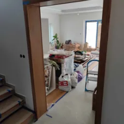 Obróbka drzwi opaskami drewnianymi