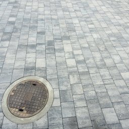 Układanie kostki brukowej Police