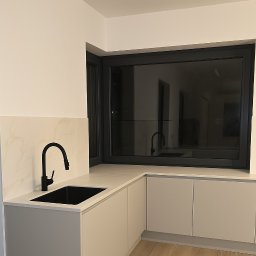 Jan Hybiak - KAMIENIARSTWO EXPORT- IMPORT - Pierwszorzędne Schody Kamień Pomorski