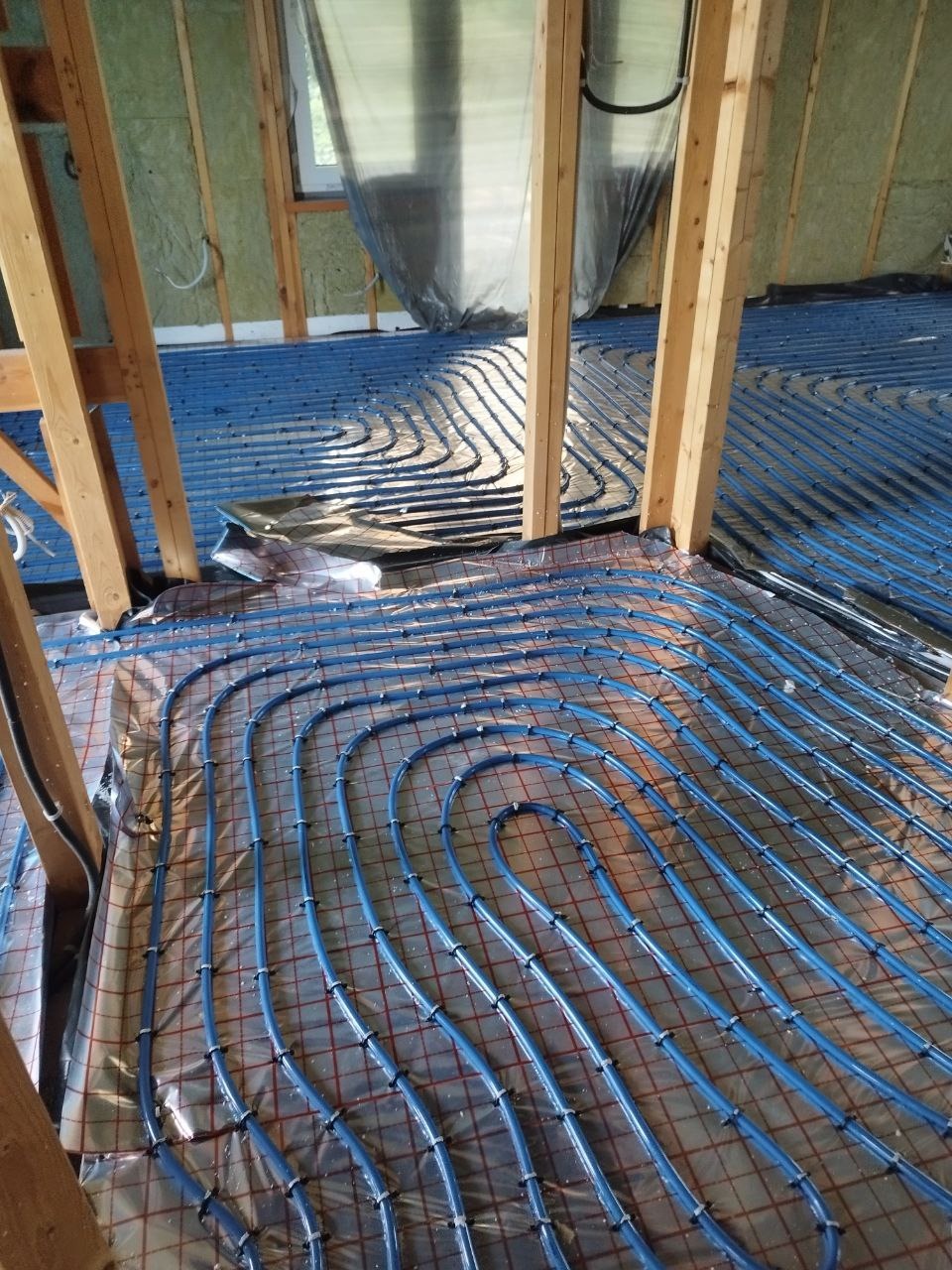 Instalujemy strefowe sterowanie ogrzewaniem podłogowym.