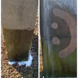 Jar - Bruk & Clean Jarosław Buczko - Dwa ujęcia betonowego słupka: jedno z widocznym zaciekami i mchem, drugie po częściowym oczyszczeniu z widocznym zarysem uśmiechniętej twarzy.