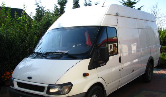 usługi transportowe busem do 2 ton