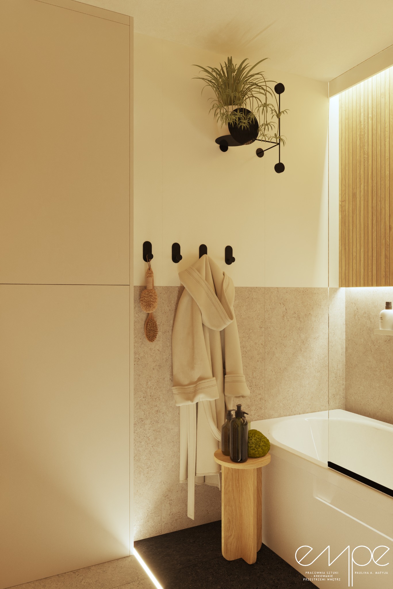 Jasna łazienka z wanną, drewnianym akcentem na ścianie, rośliną w nowoczesnej doniczce na ścianie, beżowym ręcznikiem i stołkiem z kosmetykami, oświetlenie LED przy podłodze.