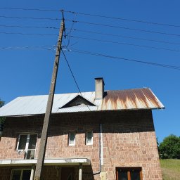 Jakub Pisarek Usługi - Dach przed malowaniem.