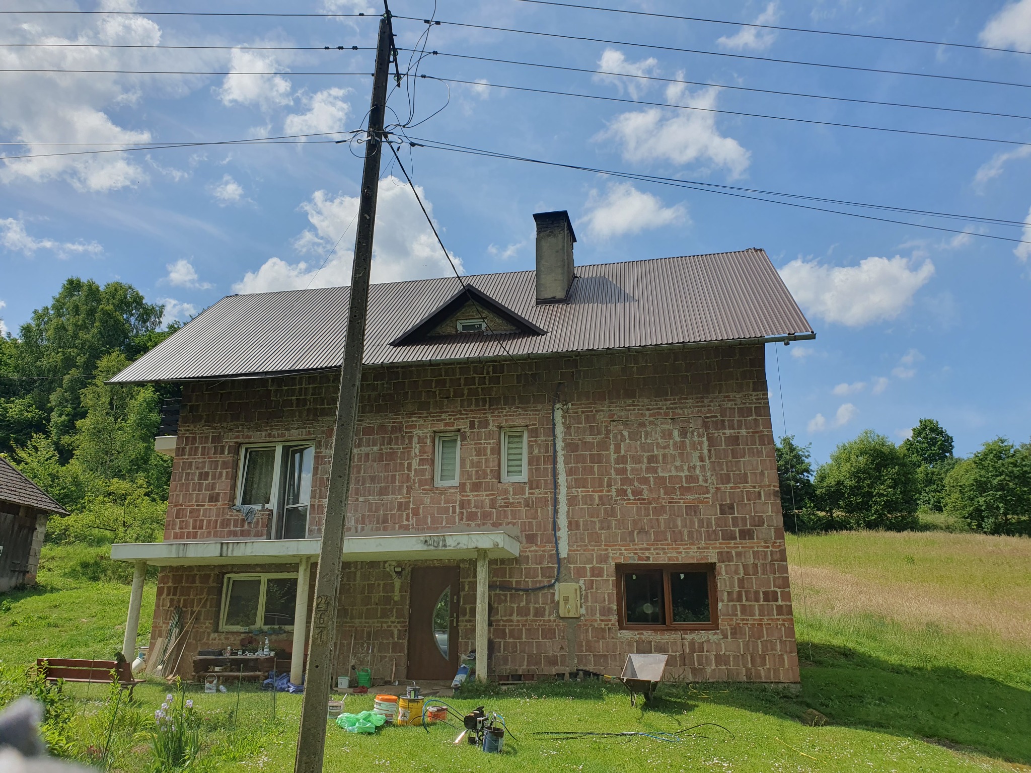 Dach po kompleksowym zabezpieczeniu przed korozją.