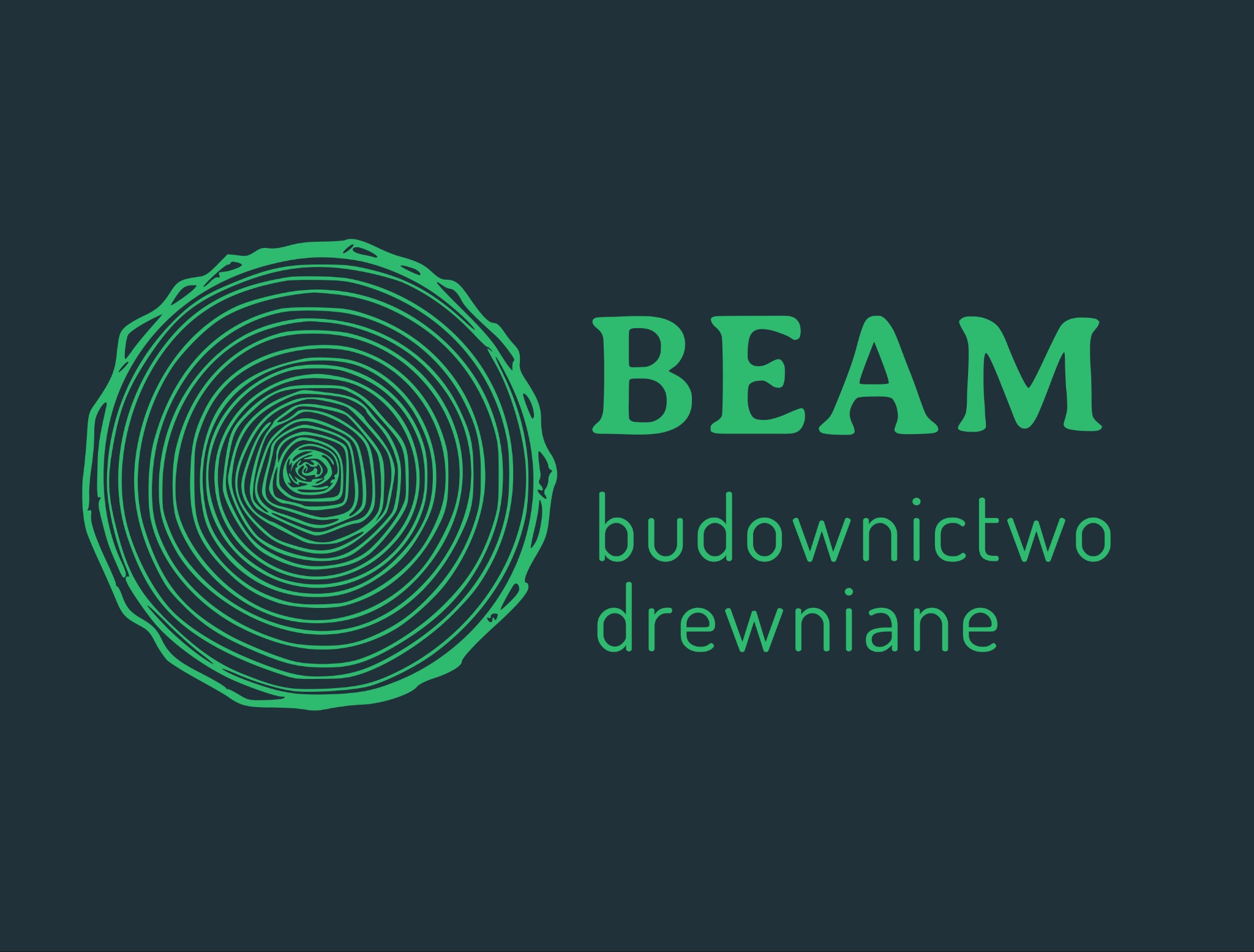 Logo firmy BEAM budownictwo drewniane z zielonym przekrojem pnia drzewa. Minimalistyczny design na ciemnym tle.