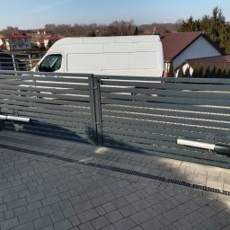 Smart-Tech - Napęd od bramy skrzydłowej Roger Technology BE20/211 - bezszczotkowy w wersji HighSpeed